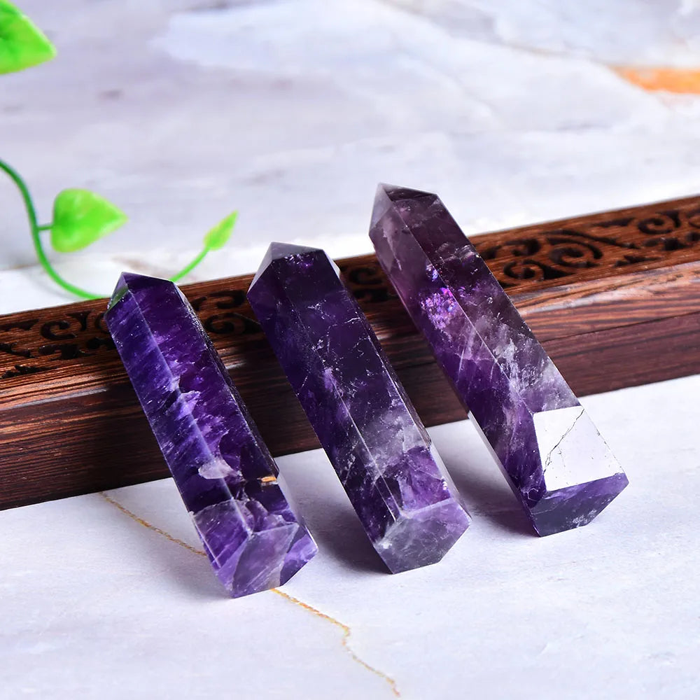 Natural Amethyst Point Crystal – Healing Energy Stone, Polished Quartz Craft for Home Decor