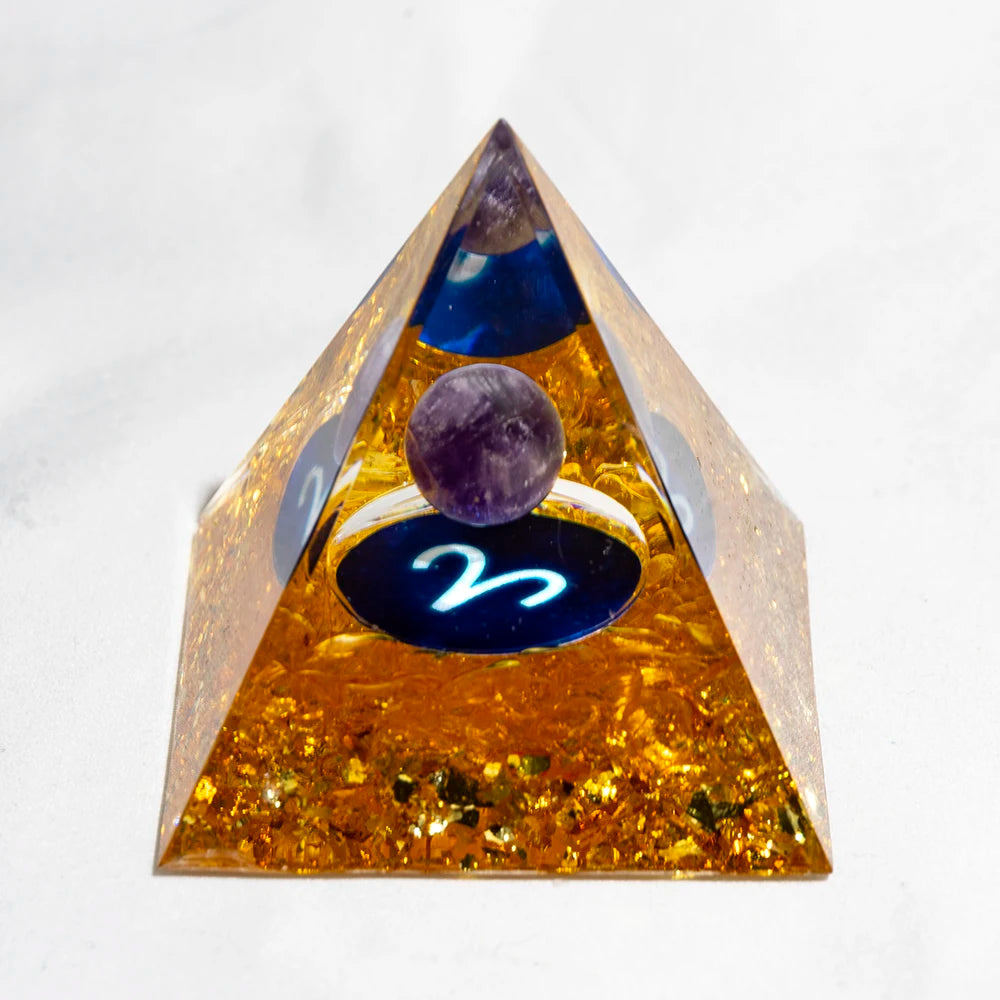 Natural Crystal Energy Generator Pyramid – Peridot and Amethyst Reiki Healing Chakra for Meditation and Home Decor