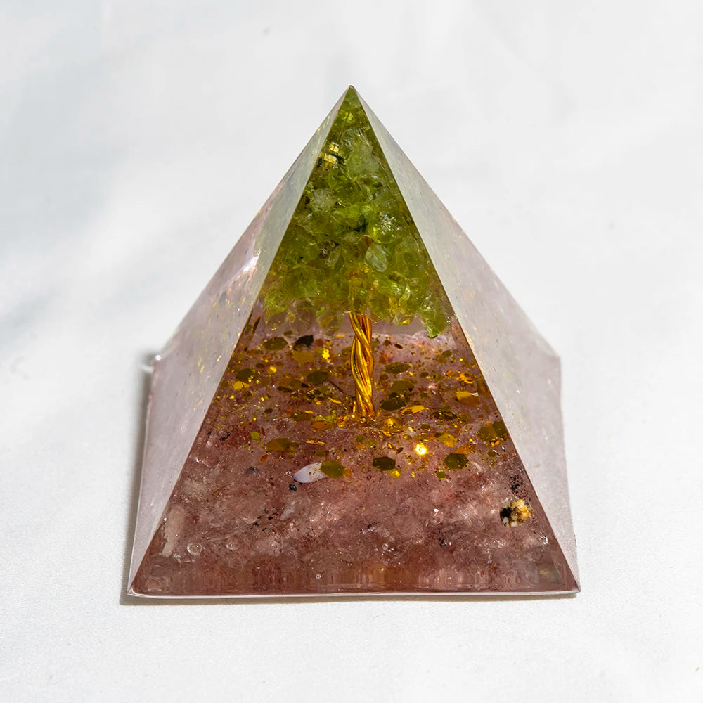 Natural Crystal Energy Generator Pyramid – Peridot and Amethyst Reiki Healing Chakra for Meditation and Home Decor