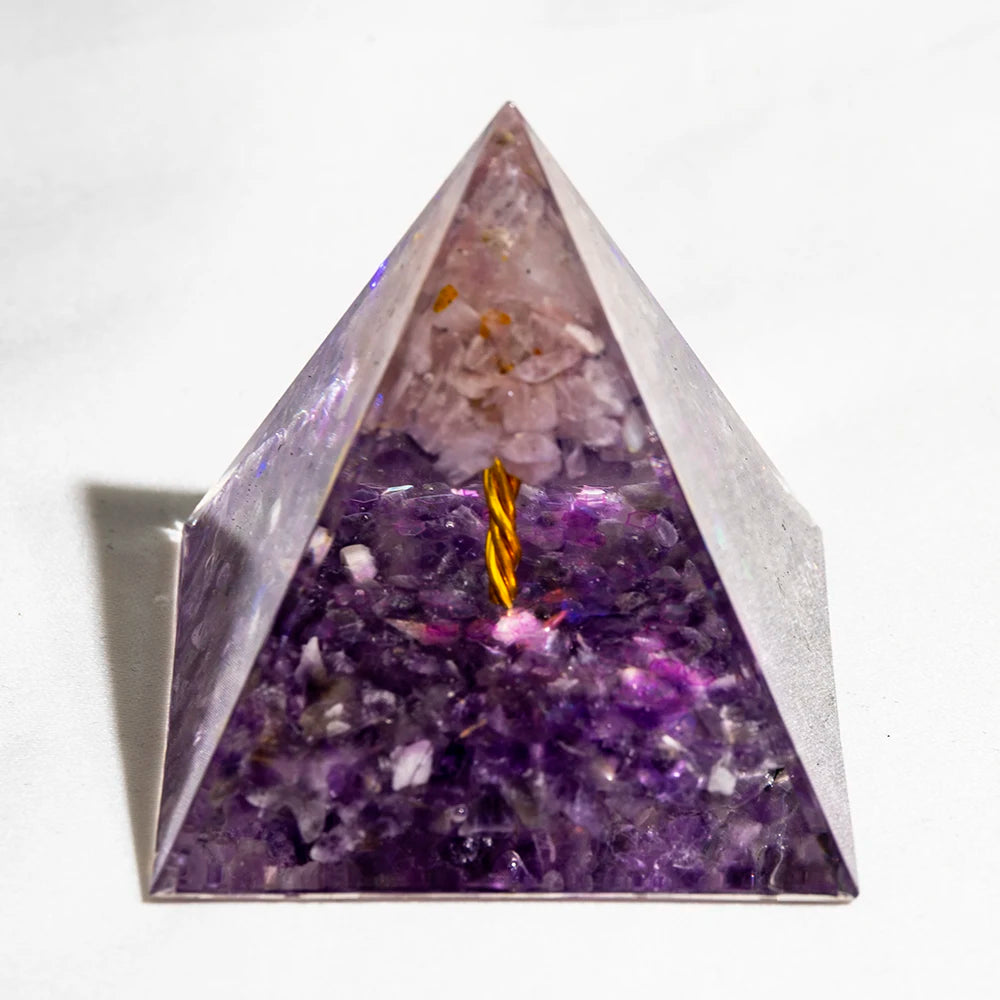 Natural Crystal Energy Generator Pyramid – Peridot and Amethyst Reiki Healing Chakra for Meditation and Home Decor