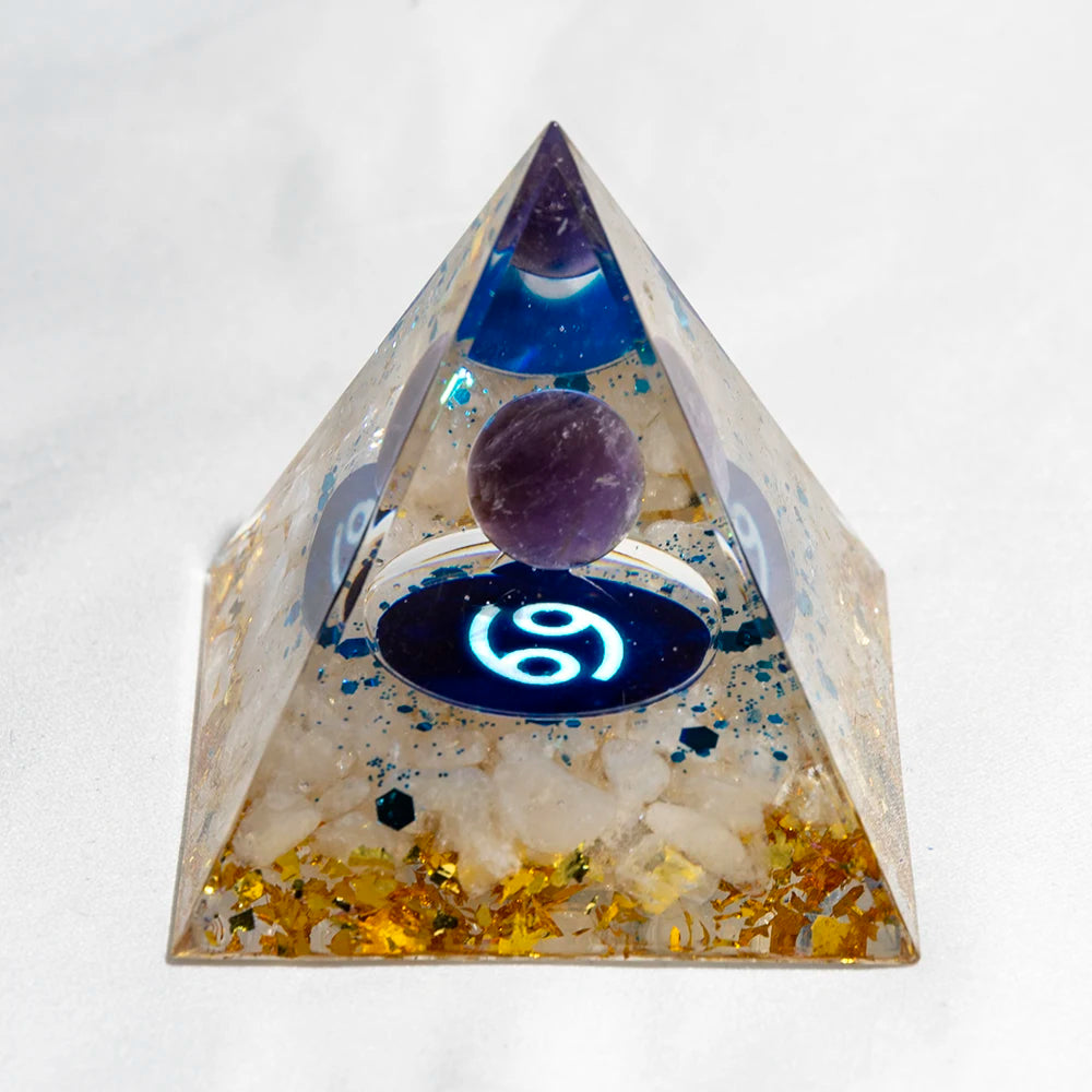 Natural Crystal Energy Generator Pyramid – Peridot and Amethyst Reiki Healing Chakra for Meditation and Home Decor