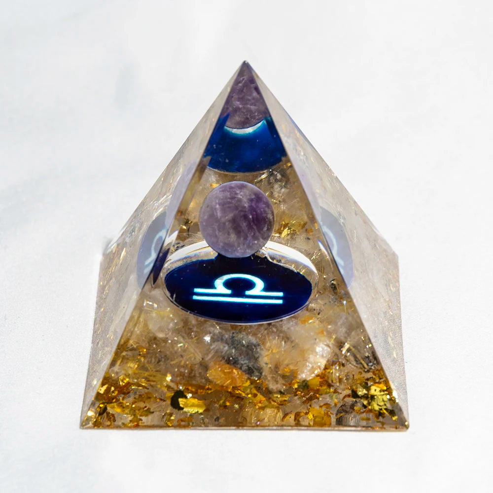 Natural Crystal Energy Generator Pyramid – Peridot and Amethyst Reiki Healing Chakra for Meditation and Home Decor