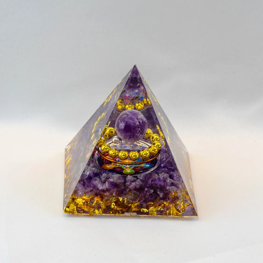 Natural Crystal Energy Generator Pyramid – Peridot and Amethyst Reiki Healing Chakra for Meditation and Home Decor